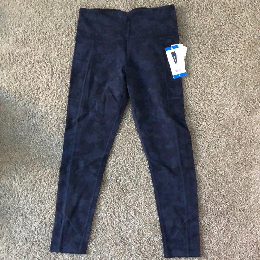 NWT Navy camo leggings
